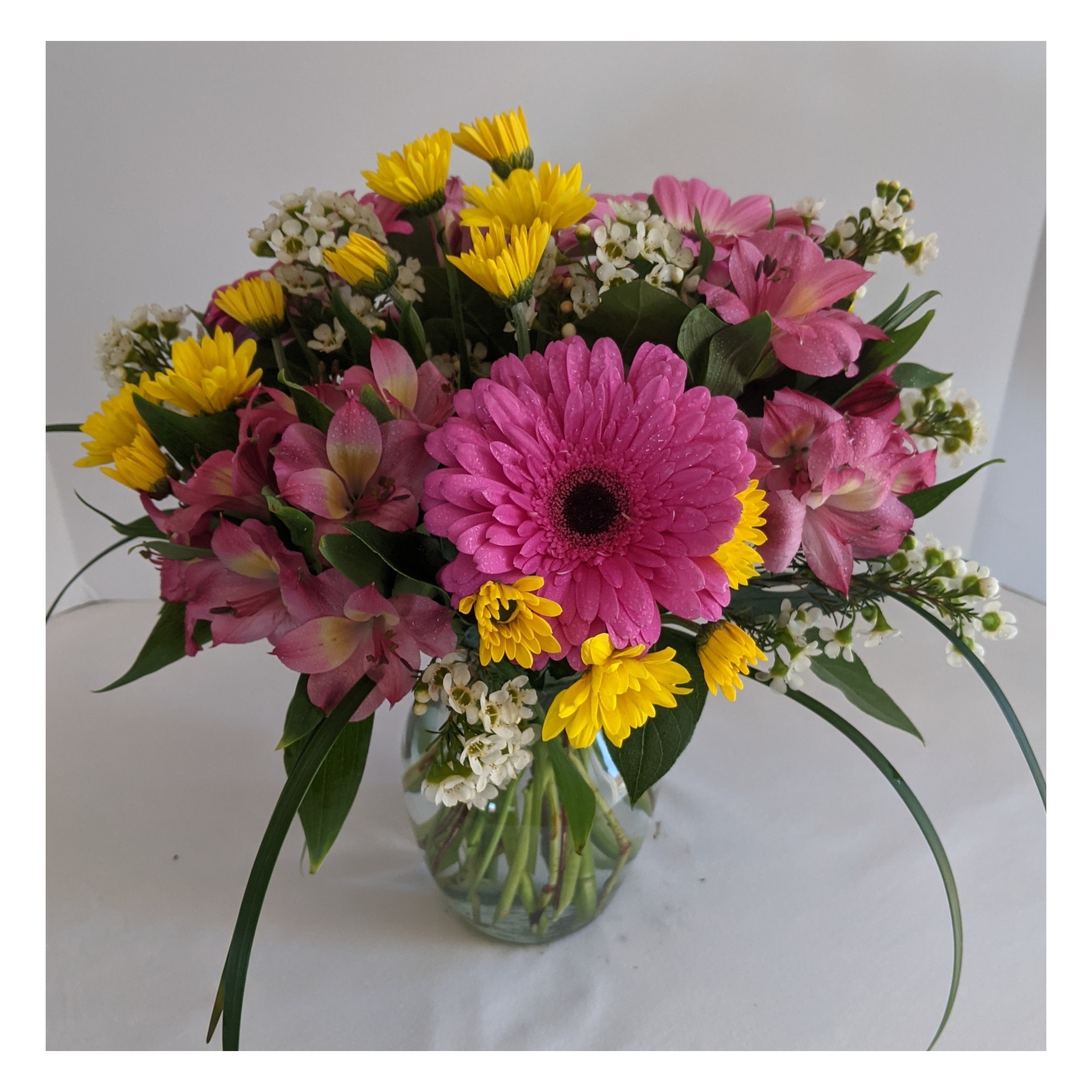 Gerbera Daisy Flower Bouquet to ABQ 87114